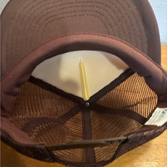 Vintage trucker hat with silly saying - Picture 4 of 4